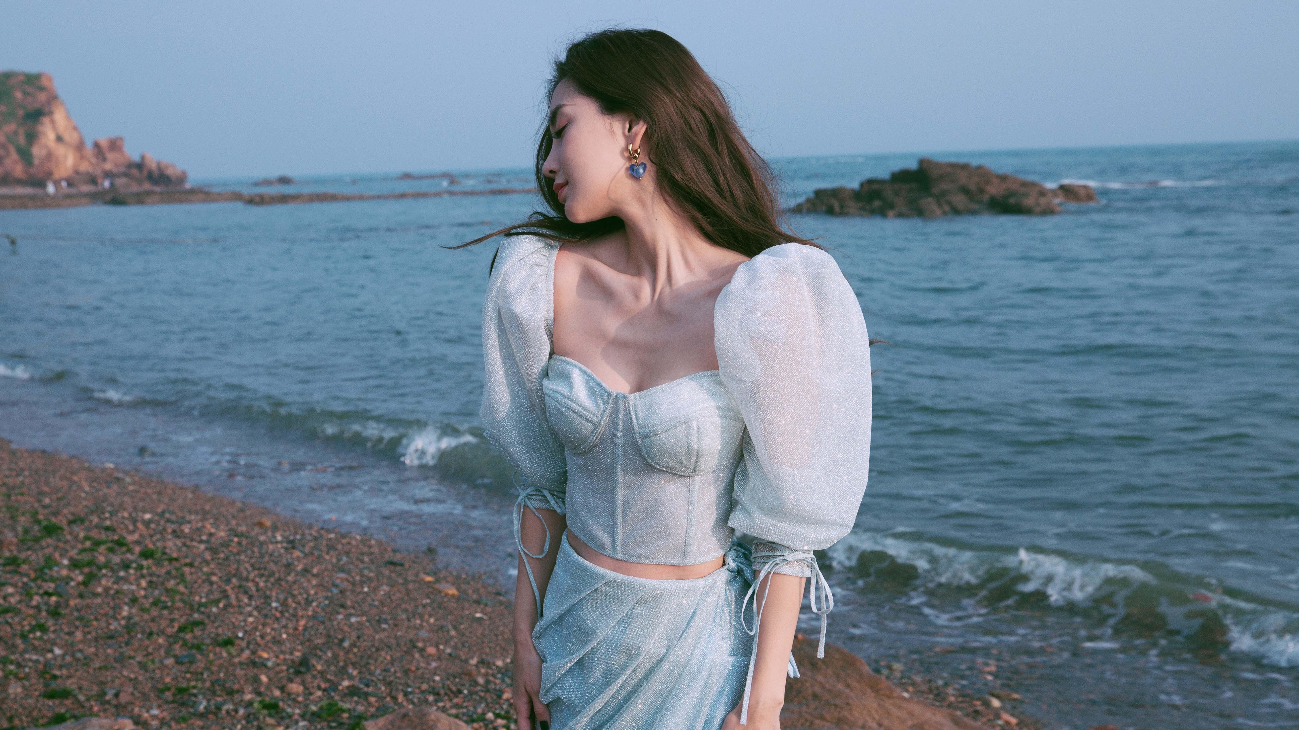 墨尔本联主帅强调团队协作,墨尔本比赛结果